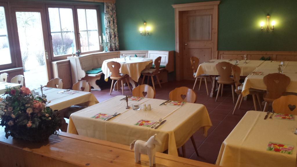 שטרובל Gutshof Wolfgangsee Resort & Event Hotel מראה חיצוני תמונה
